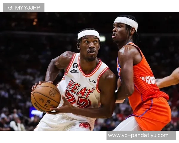 小卡首次背靠背出战热火雷霆无时间限制展现全力状态 小卡首次背靠背出战热火雷霆无时间限制展现全力状态